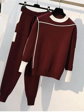 NWOT Women’s Burgundy & White Knit Sweatpants and crew neck sweater